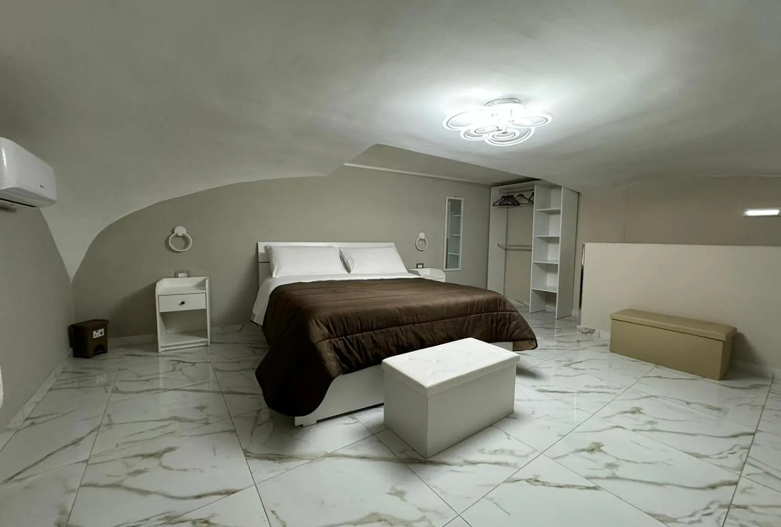 Pizzaiola'S Home Neapel